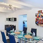 T6 Unique, Chic And Artistic With Large Terrace Condom