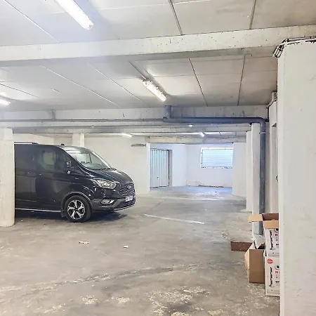 T6 Unique, Chic And Artistic With Large Terrace * Condom