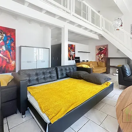 T6 Unique, Chic And Artistic With Large Terrace Apartament *