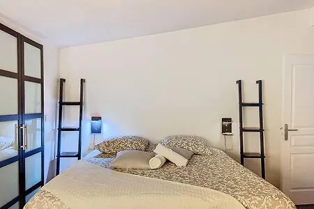 T6 Unique, Chic And Artistic With Large Terrace *