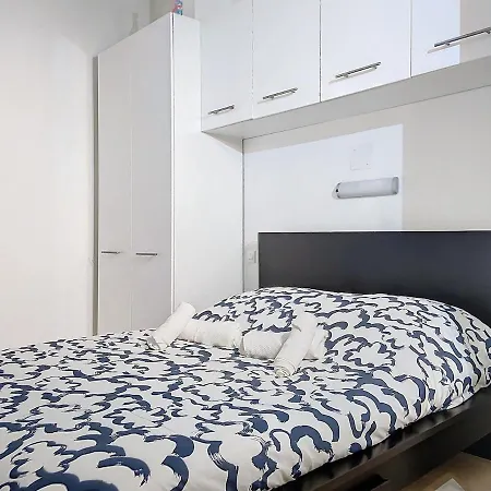 T6 Unique, Chic And Artistic With Large Terrace Condom